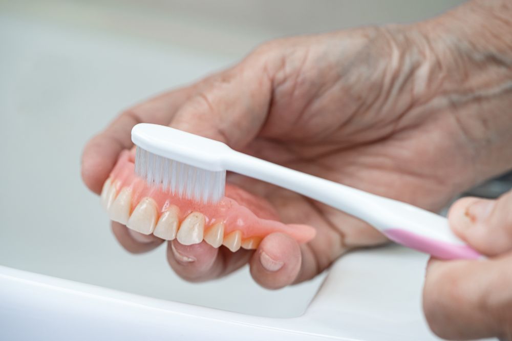 How to Properly Care for Your Dentures | ArtMedica